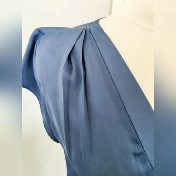 H&M Silk V-Neck Blouse - Picture 4 of 8